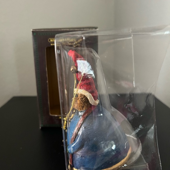 Boyd’s Bears & Friend, Elvin Kringlebell Christmas Bell Ornament - Picture 2 of 6